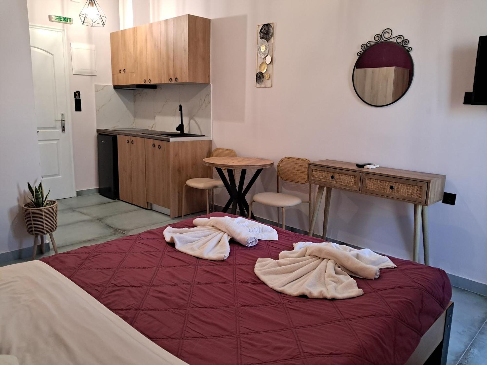 Poppy Beloni Aparthotel Chania  Exterior photo